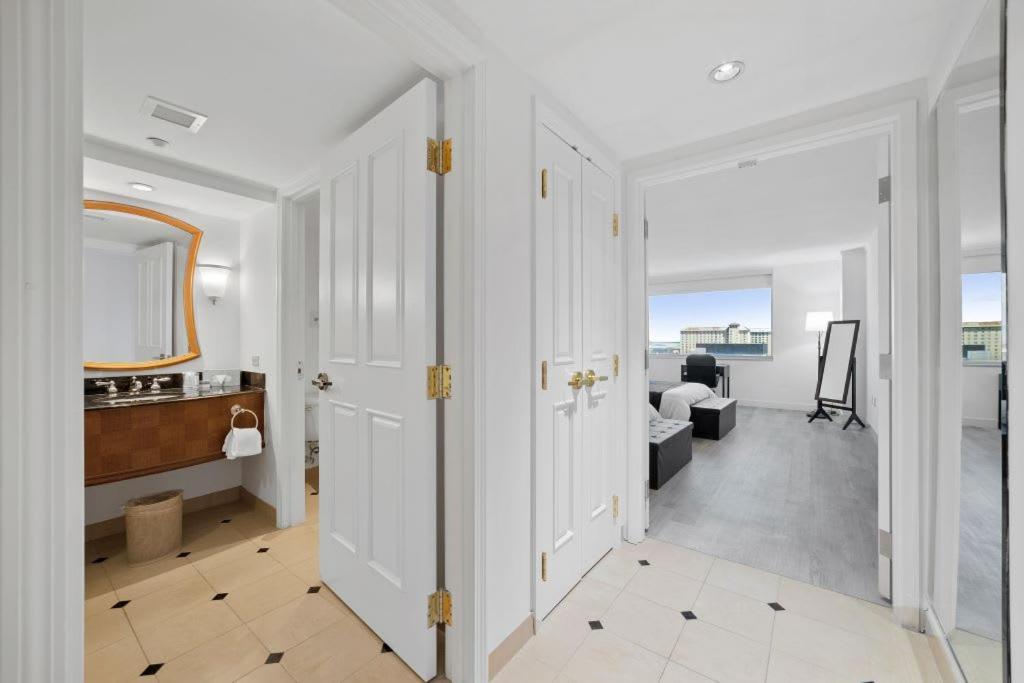 Astonishing Ocean Front Condo Cozysuites At Showboat Атлантик Сити Экстерьер фото